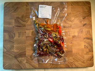 Лаваш со вкусом холодца и хрена: Морской коктейль (250 гр.)