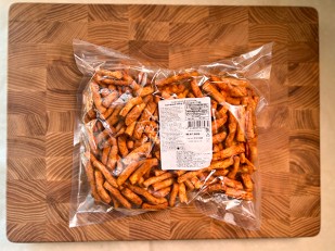 Вяленое мясо: Сыр копченый на ольхе с перцем 