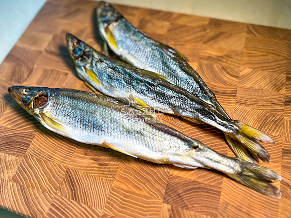 Корюшка без икры вяленая ГОСТ (крупная) в Благовещенске