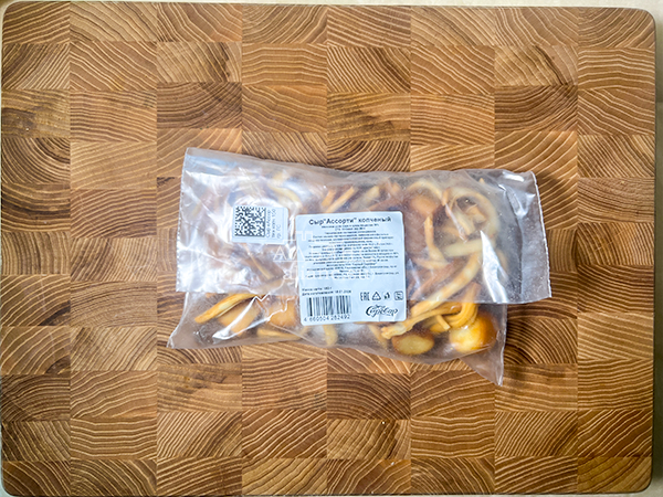 Сыр 150 гр ГОРНЫЙ СЫРОВАР (Ассорти копчёный) в Благовещенске